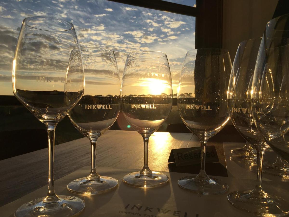 Hotel California Road At Inkwell Wines Mclaren Vale Buitenkant foto