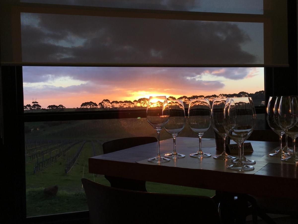 Hotel California Road At Inkwell Wines Mclaren Vale Buitenkant foto